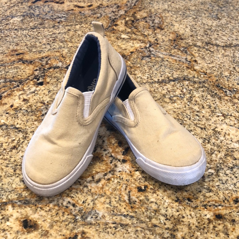 Little Boys Cat & Jack canvas slip ons 11